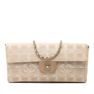 Pre-Loved Chanel New Travel Line Nylon East West Flap